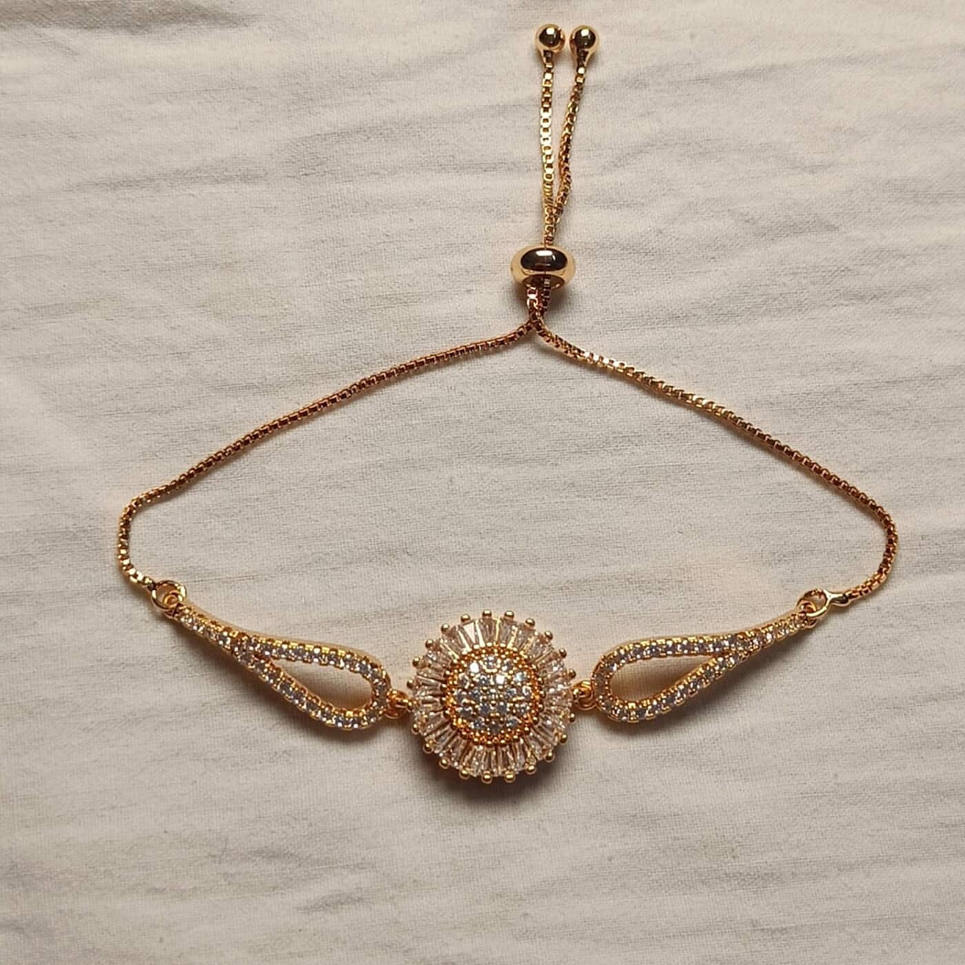 Adjustable Chain Gold Plated Radiant Circular Centerpiece Design Bracelet Adjustable Chain Gold Plated Radiant Circular Centerpiece Design Bracelet